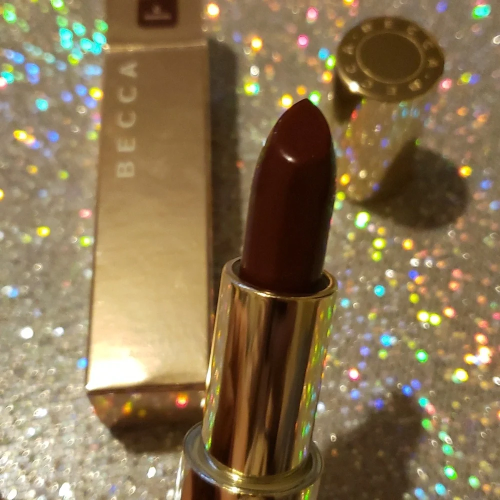 🌟HP🌟🧚‍♀️MAROON BECCA DISCONTINUED Ultimate Lipstick Love NWT